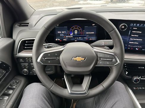 New 2026 Chevrolet Suburban LT w/ Comfort Package image 13