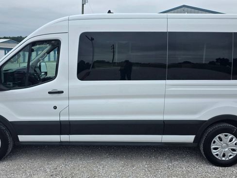 Used 2025 Ford Transit 350 XLT RWD image 6
