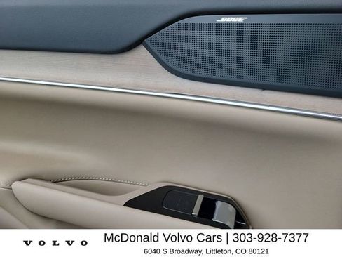 New 2025 Volvo EX90 Plus AWD/4WD image 15