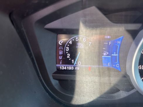 Used 2013 Ford Explorer XLT AWD/4WD image 14