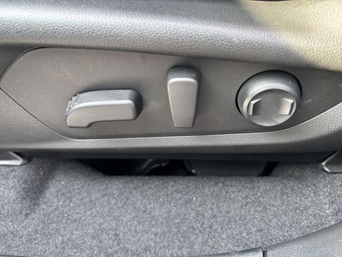 Used 2025 Subaru Forester Limited w/ Protection Package (1PH) image 19