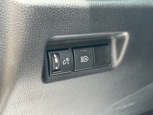 Certified 2025 Toyota RAV4 XLE AWD/4WD image 15