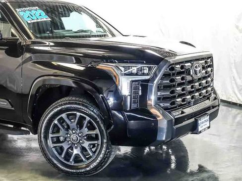 Used 2022 Toyota Tundra Platinum AWD/4WD image 3