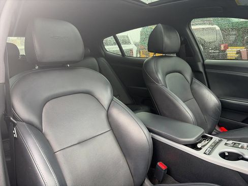 Used 2019 Kia Stinger GT1 w/ Paint Protection Package image 16