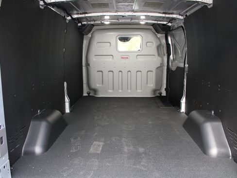New 2026 Ford Transit 150 Low Roof w/ Exterior Upgrade Package RWD image 21