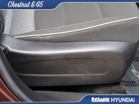 Used 2022 Chevrolet TrailBlazer LT FWD image 11