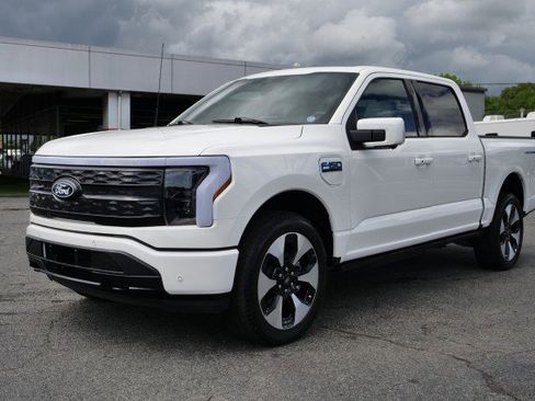 Used 2024 Ford F150 Lightning Platinum AWD/4WD image 6
