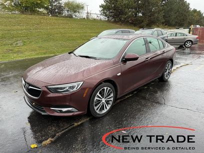 Used 2018 Buick Regal Essence w/ Driver Confidence Package #1