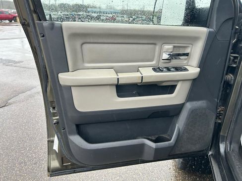 Used 2012 RAM 1500 Classic SLT w/ Remote Start & Security Group image 14