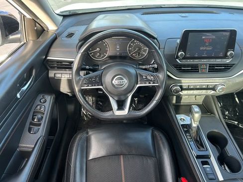 Used 2022 Nissan Altima 2.5 SR w/ Midnight Edition Package AWD/4WD image 31