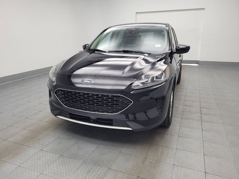 Used 2020 Ford Escape SE FWD image 15