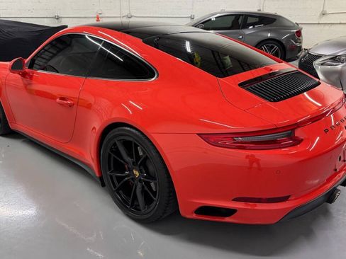 Used 2017 Porsche 911 Carrera 4S AWD/4WD image 18