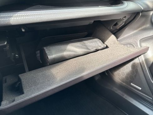 Used 2023 Subaru Outback Limited image 32