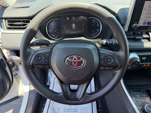 Certified 2025 Toyota RAV4 XLE AWD/4WD image 12