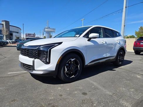 New 2026 Kia Sportage EX image 1