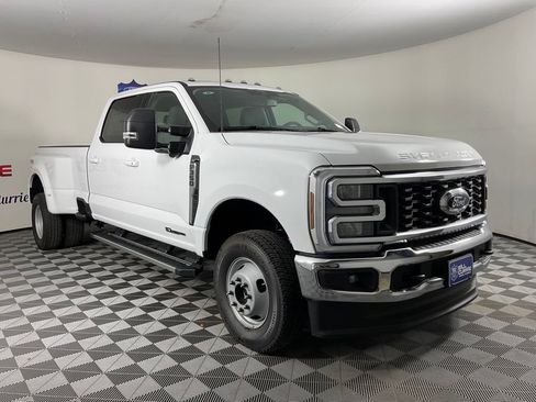 New 2026 Ford F350 XLT w/ XLT Premium Package AWD/4WD image 1