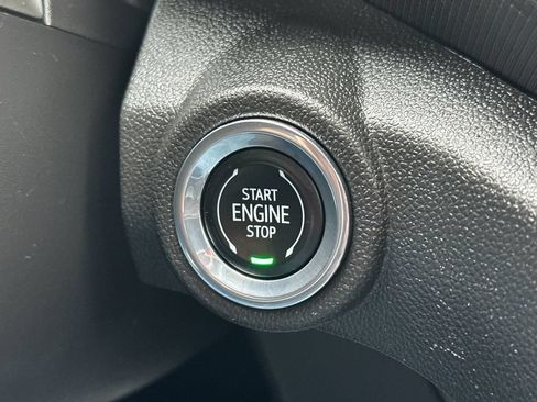 Used 2023 Chevrolet TrailBlazer LT w/ Convenience Package FWD image 21