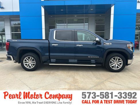 Certified 2021 GMC Sierra 1500 SLT w/ SLT Premium Plus Package AWD/4WD image 3