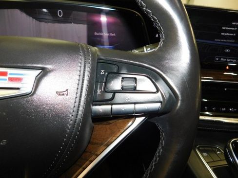 Used 2021 Cadillac Escalade ESV Sport Platinum w/ Heavy-Duty Trailer Package image 31