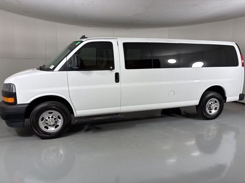 Used 2023 Chevrolet Express 3500 LS RWD image 5