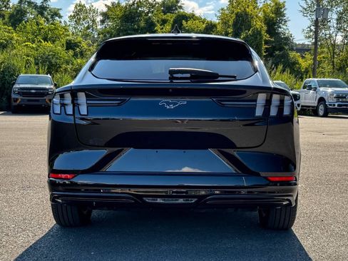 Used 2023 Ford Mustang Mach-E Premium AWD/4WD image 4