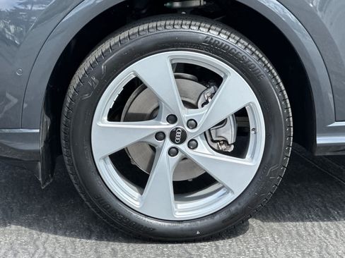 Used 2025 Audi Q5 Premium w/ Premium Plus AWD/4WD image 27