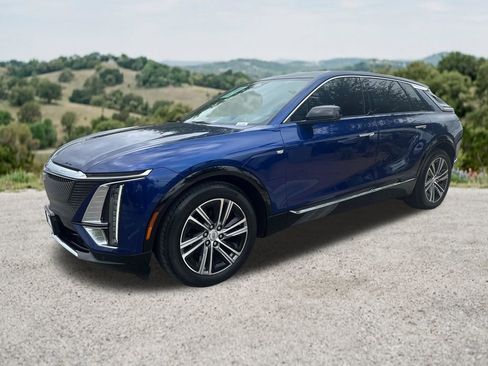 Used 2023 Cadillac Lyriq 2WD image 1