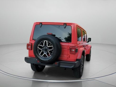 Used 2026 Jeep Wrangler Unlimited Sahara AWD/4WD image 26