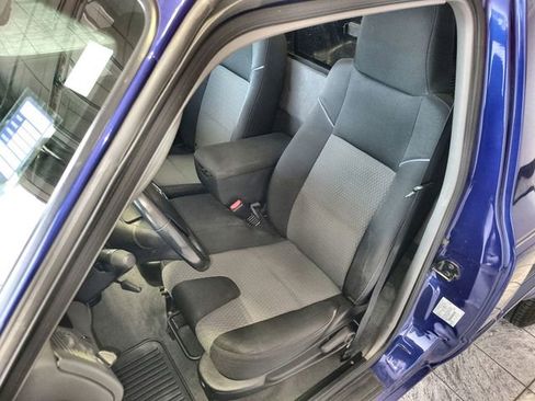 Used 2004 MAZDA B-Series Pickup 2WD Regular Cab B3000 w/ Convenience Pkg image 11