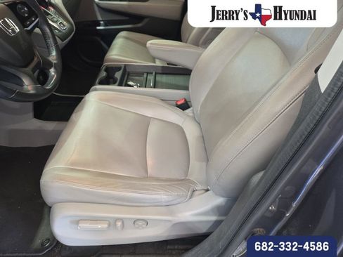 Used 2018 Honda Odyssey EX-L image 7