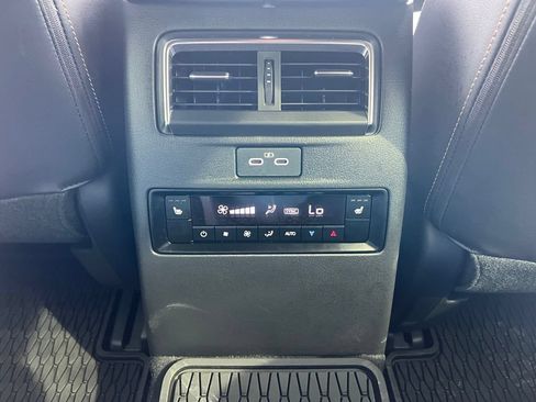 Used 2026 MAZDA CX-90 3.3 Turbo S w/ Premium Package AWD/4WD image 24