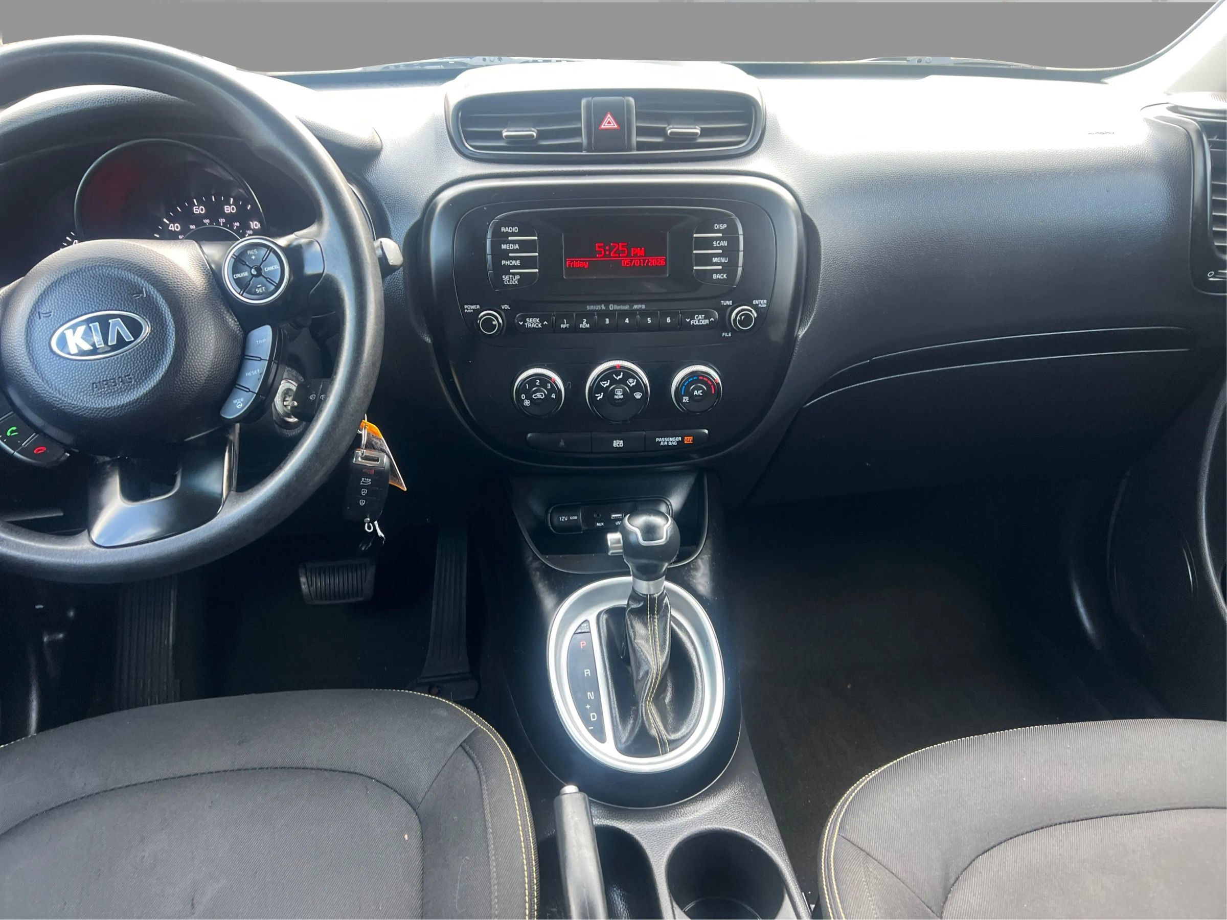 Used 2015 Kia Soul + FWD image 16