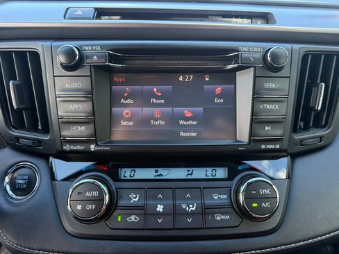 Used 2018 Toyota RAV4 XLE AWD/4WD image 23
