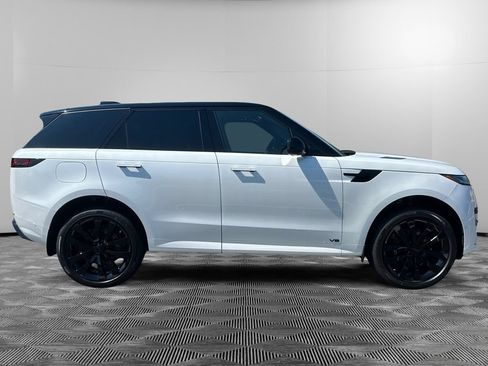 New 2026 Land Rover Range Rover Sport Dynamic SE AWD/4WD image 6