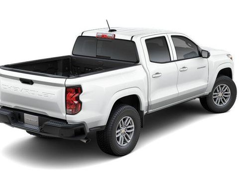 New 2025 Chevrolet Colorado LT RWD image 69