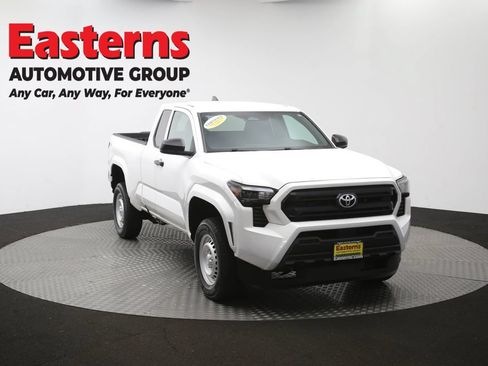 Used 2024 Toyota Tacoma SR RWD image 46
