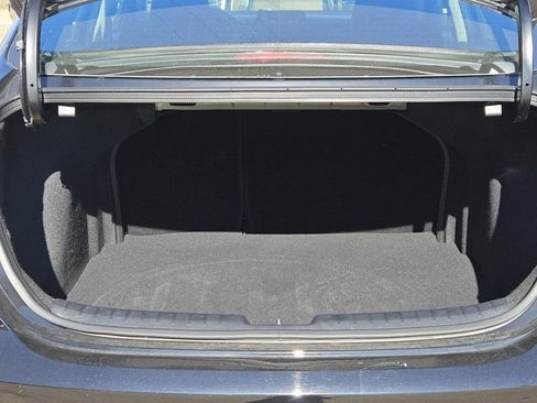 Used 2024 Kia Forte LXS w/ LXS Technology Package image 8