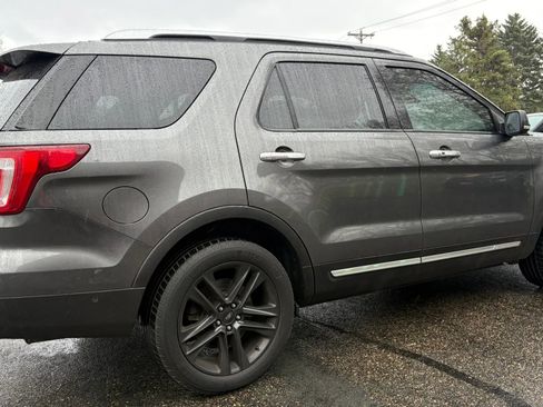 Used 2016 Ford Explorer Limited w/ Equipment Group 301A AWD/4WD image 10