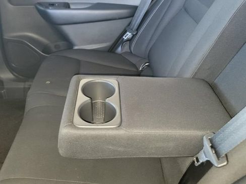 Used 2024 Nissan Rogue S AWD/4WD image 30