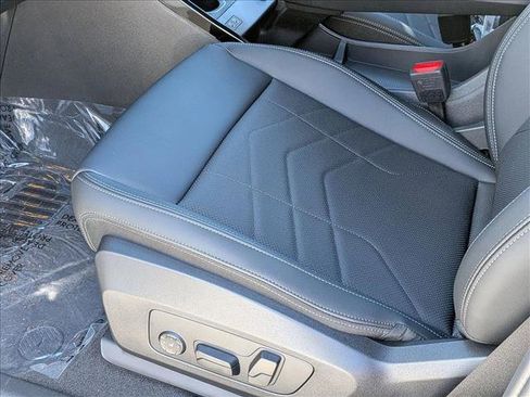 New 2026 BMW X2 xDrive28i w/ Technology Package image 4