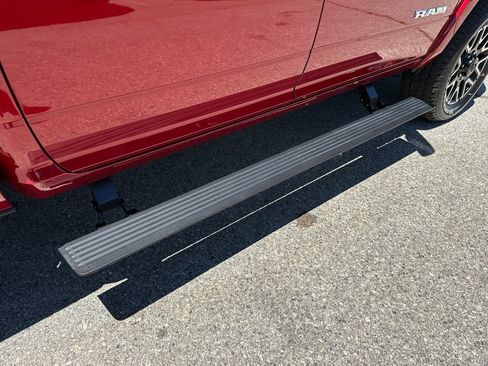 New 2026 RAM 2500 Limited AWD/4WD image 18