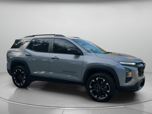 Used 2025 Chevrolet Equinox RS w/ Convenience Package III FWD image 35