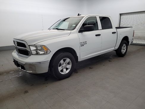 Used 2022 RAM 1500 Classic SLT w/ Electronics Group AWD/4WD image 2