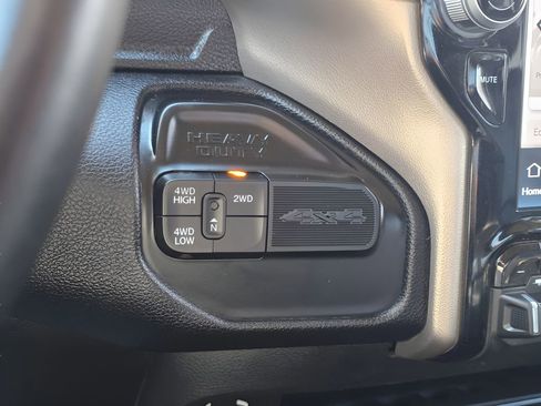 Used 2024 RAM 2500 Laramie w/ Safety Group AWD/4WD image 26