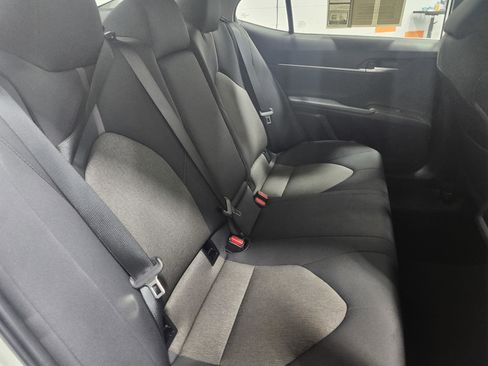 Used 2024 Toyota Camry LE image 13