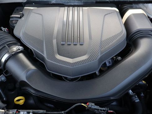 New 2026 GMC Acadia AT4 w/ Luxury Package AWD/4WD image 25