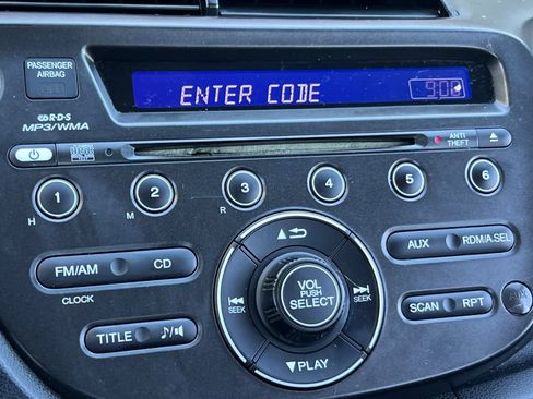 Used 2012 Honda Fit Sport image 19