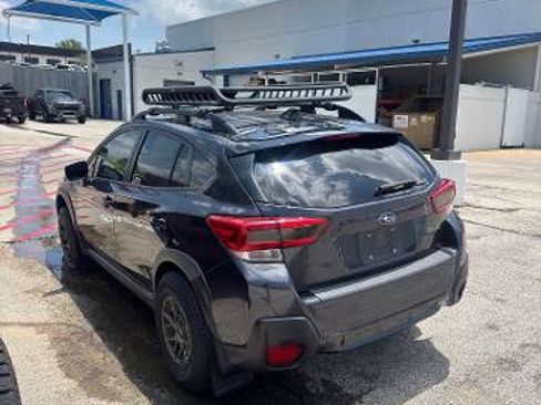 Used 2019 Subaru Crosstrek 2.0i Premium AWD/4WD image 4