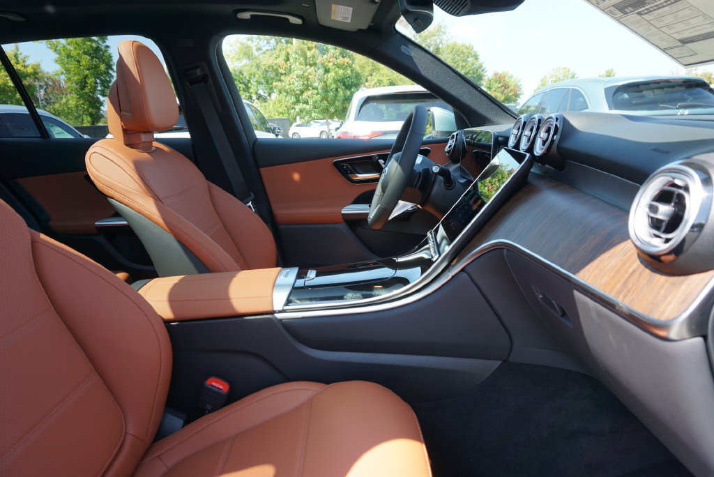 Certified 2026 Mercedes-Benz GLC 300 4MATIC image 51