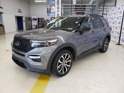 Certified 2023 Ford Explorer ST-Line w/ Class IV Trailer Tow Package AWD/4WD image 3